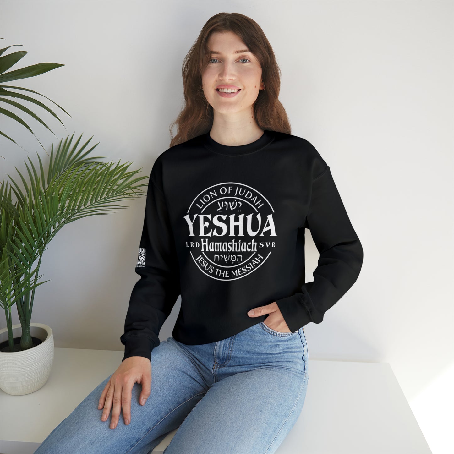 Yeshua - Lion Of Judah Unisex Heavy Blend™ Crewneck Sweatshirt