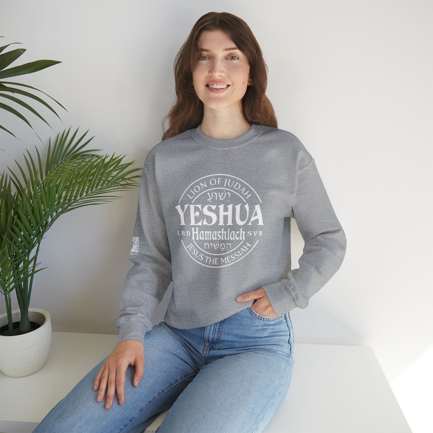 Yeshua - Lion Of Judah Unisex Heavy Blend™ Crewneck Sweatshirt